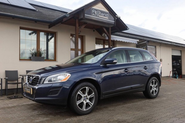 Volvo XC60 2.4 D [D5] Summum Geartronic Mo-i -...